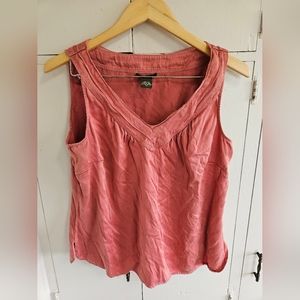 Eddie Bauer Size XL pink sleeveless tank blouse